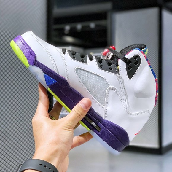 Air Jordan 5 main image 4